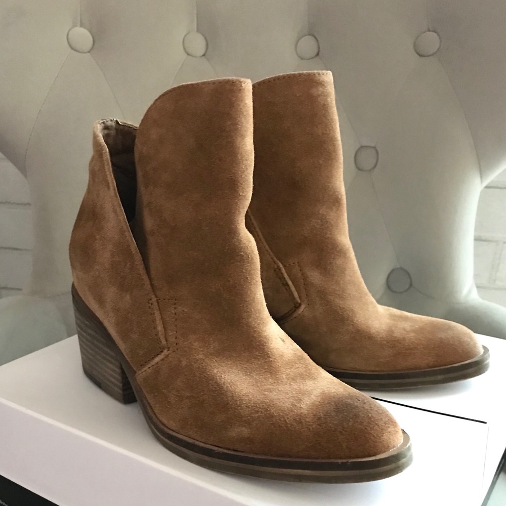 Saddle Suede Boots - size 7
